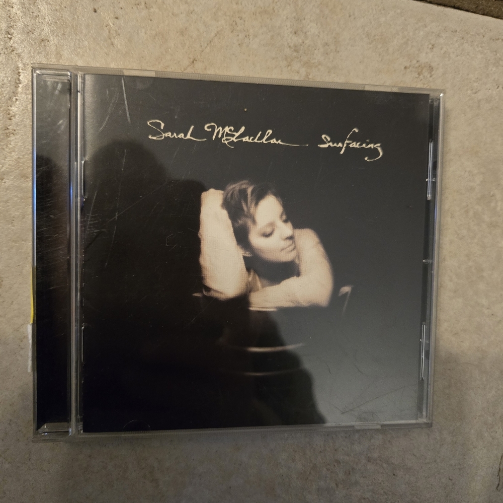 Surfacing by Sarah McLachlan (CD, Jul-1997) VERY GOOD